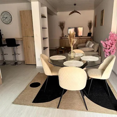 Appartement Ideal 50 M2 Terrace, Free Parking