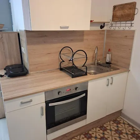 Ideal 50 M2 Terrace, Free Parking