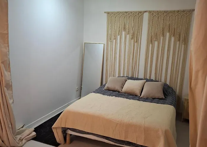 Ideal 50 M2 Terrace, Free Parking *